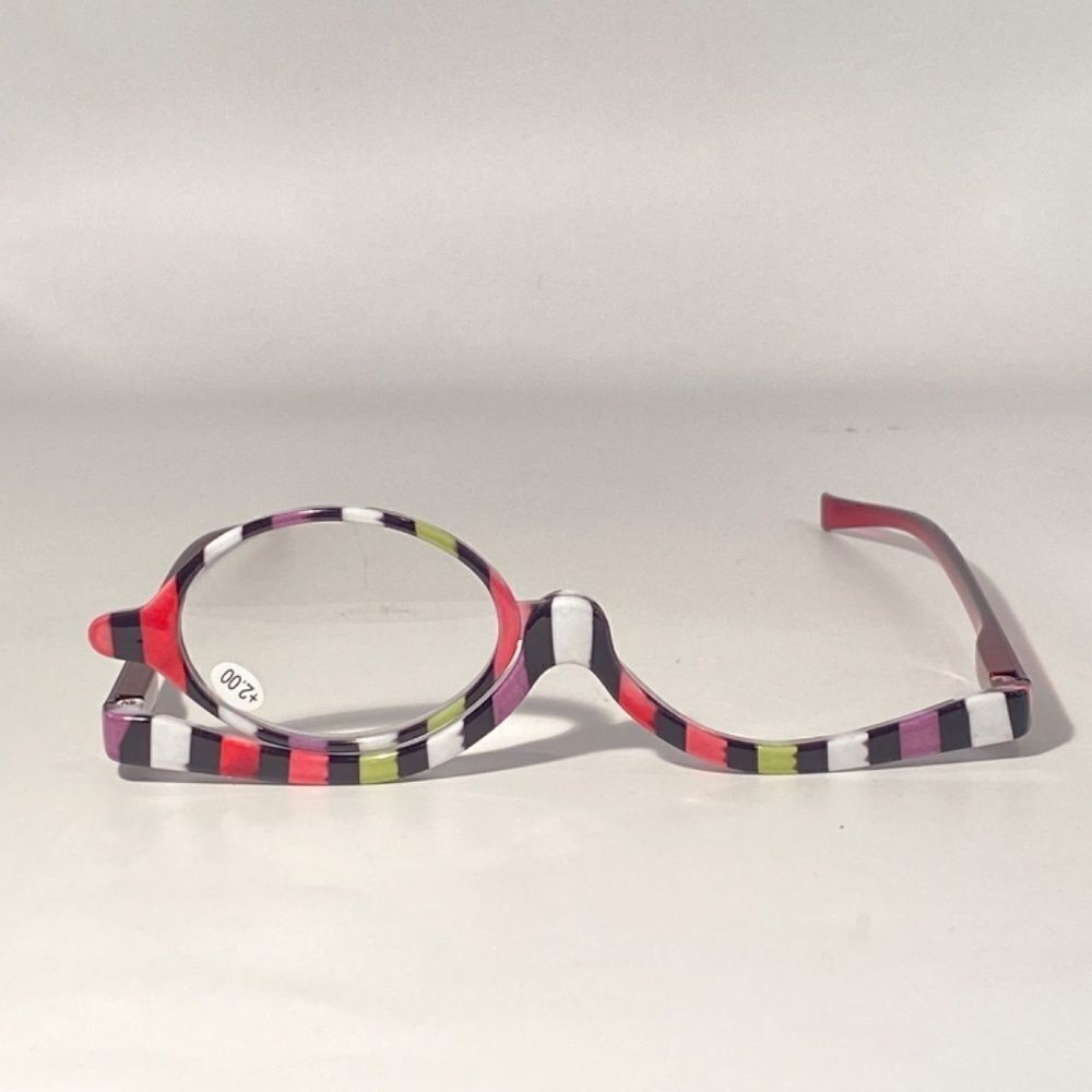 0980 Makeup Cosmetic 2.00 Flip Magnifying Glasses For Precision Application N… - Picture 4 of 10